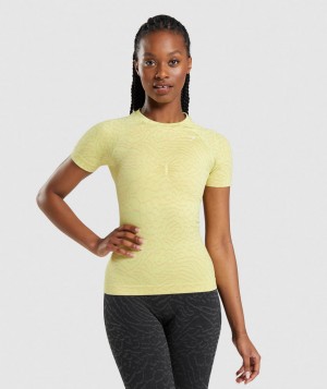 Gymshark Adapt Animal Seamless T-Shirt Damen Gelb | HAB-542937