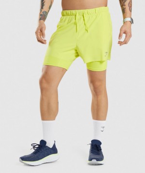 Gymshark Speed 5" 2 in 1 Kurze Hose Herren Gelb | DFA-265973
