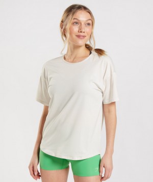 Gymshark Studio T-Shirt Damen Weiß | NXY-094723