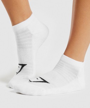 Gymshark Trainer 3pk Socken Herren Weiß | YER-501479